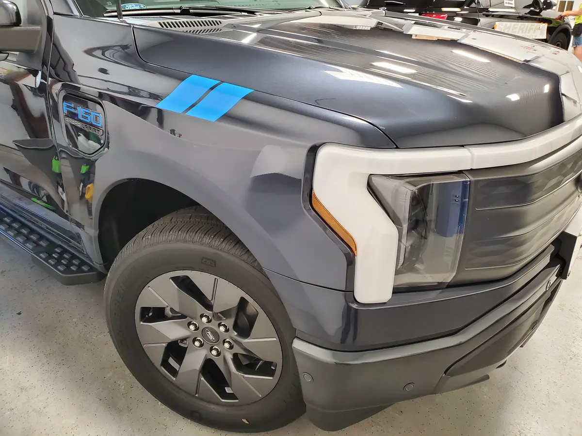 Fender Stripe Decals For 2022-23 Ford F-150 Lightning 1