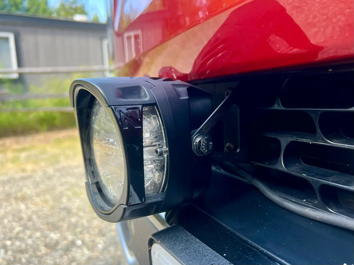 R1 Grille Mount Brackets For Nacho Quatro Lights 1
