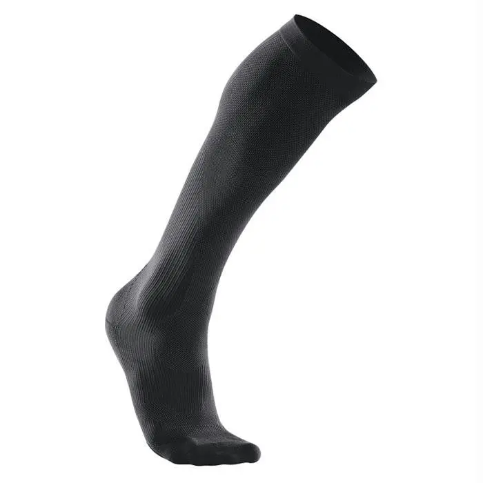 2Xu Wmns Compress Sock Blk Lg 1