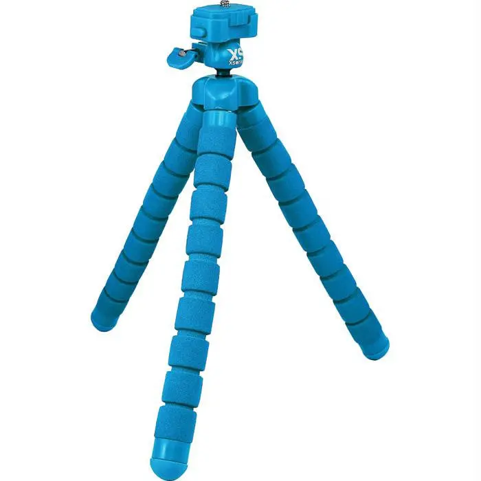 Big Bendy Monochrome Blue 1