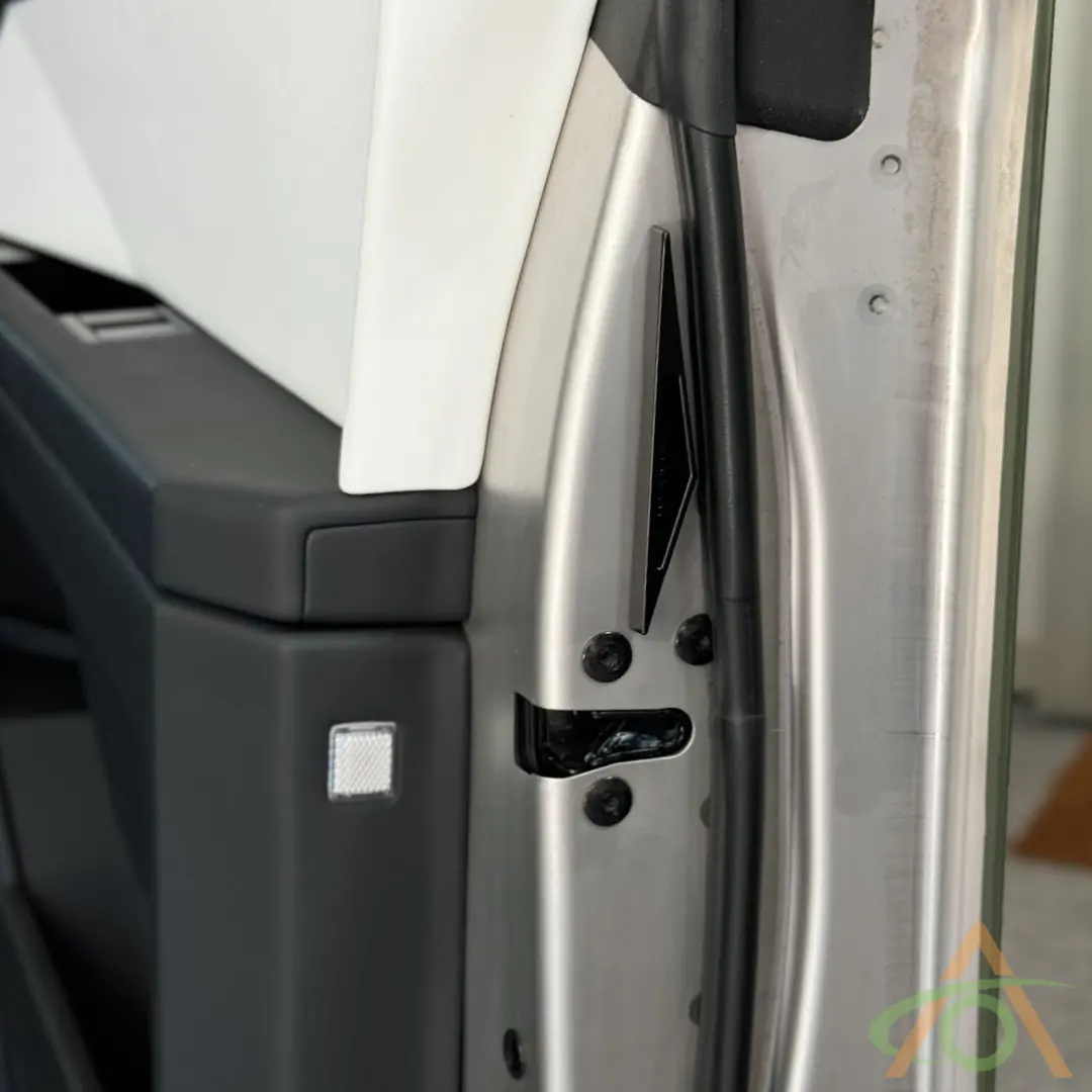 Door Closers For Cybertruck (Pair) 1