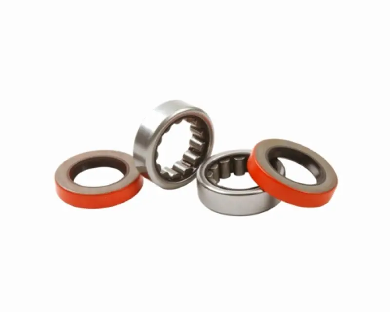 Ford Racing 8.8-Inch Rear Axle Outer Bearing And Seal Replacement Kit 1