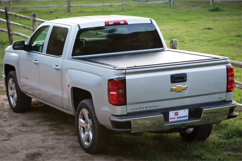 Pace Edwards Jackrabbit Retractable Tonneau Cover – Matte Finish For 2019 Chevrolet Silverado 1500 (5'8" Bed) 1